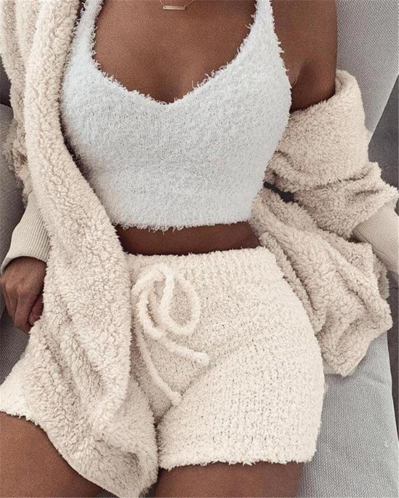 Cozy Women’s Loungewear Set – Crop Tank Top with Matching Shorts