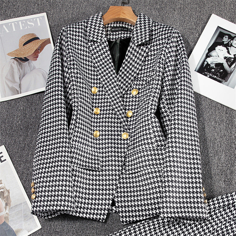 Retro Chic Women’s Slim-Fit Blazer Set