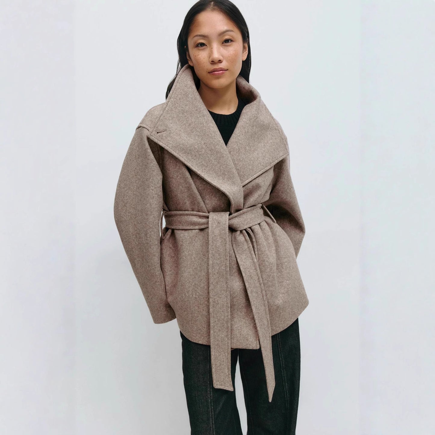 Luxury Mid-Length Woolen Coat – Autumn & Winter Edition