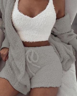 Cozy Women’s Loungewear Set – Crop Tank Top with Matching Shorts