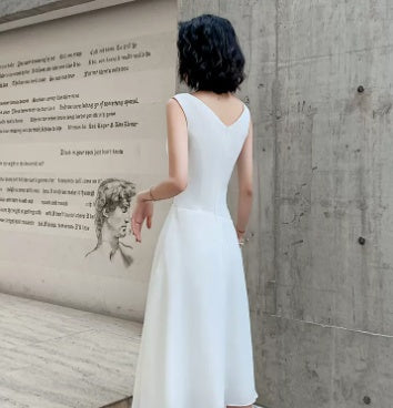 Birthday Party White V-Neck Mini Dress – Elegant Sleeveless Dress