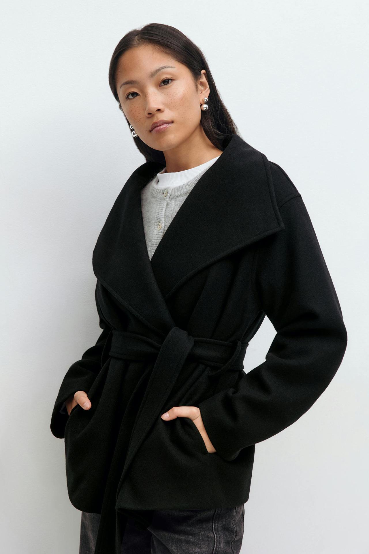 Luxury Mid-Length Woolen Coat – Autumn & Winter Edition