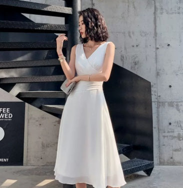 Birthday Party White V-Neck Mini Dress – Elegant Sleeveless Dress