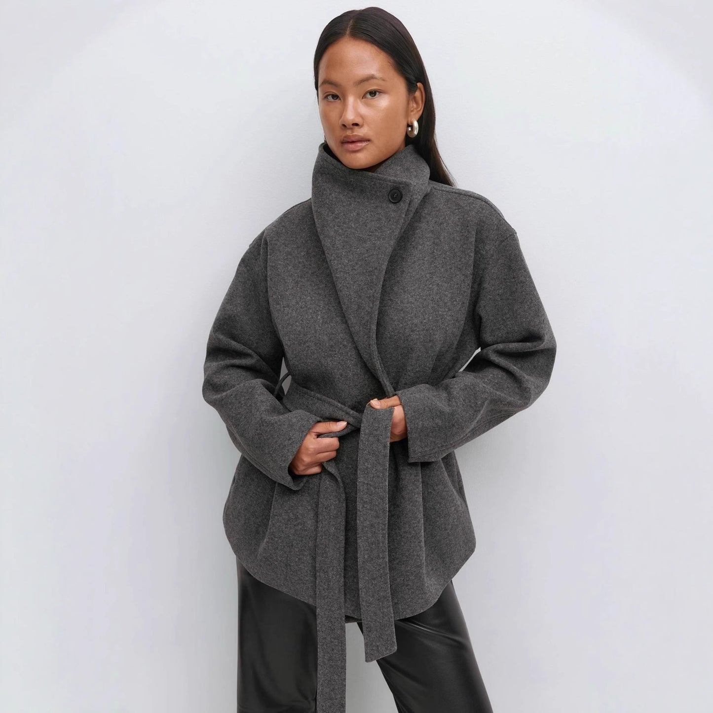 Luxury Mid-Length Woolen Coat – Autumn & Winter Edition